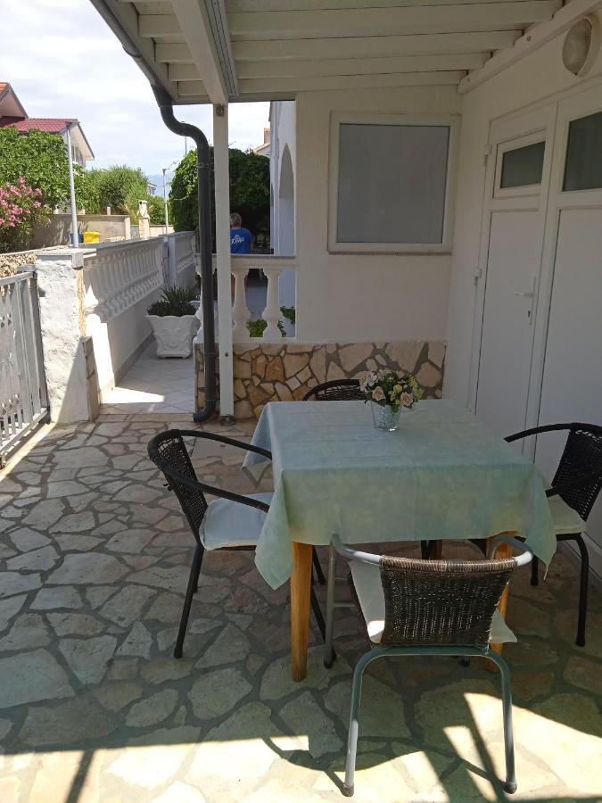 Apartment Simpatico Vir Bagian luar foto