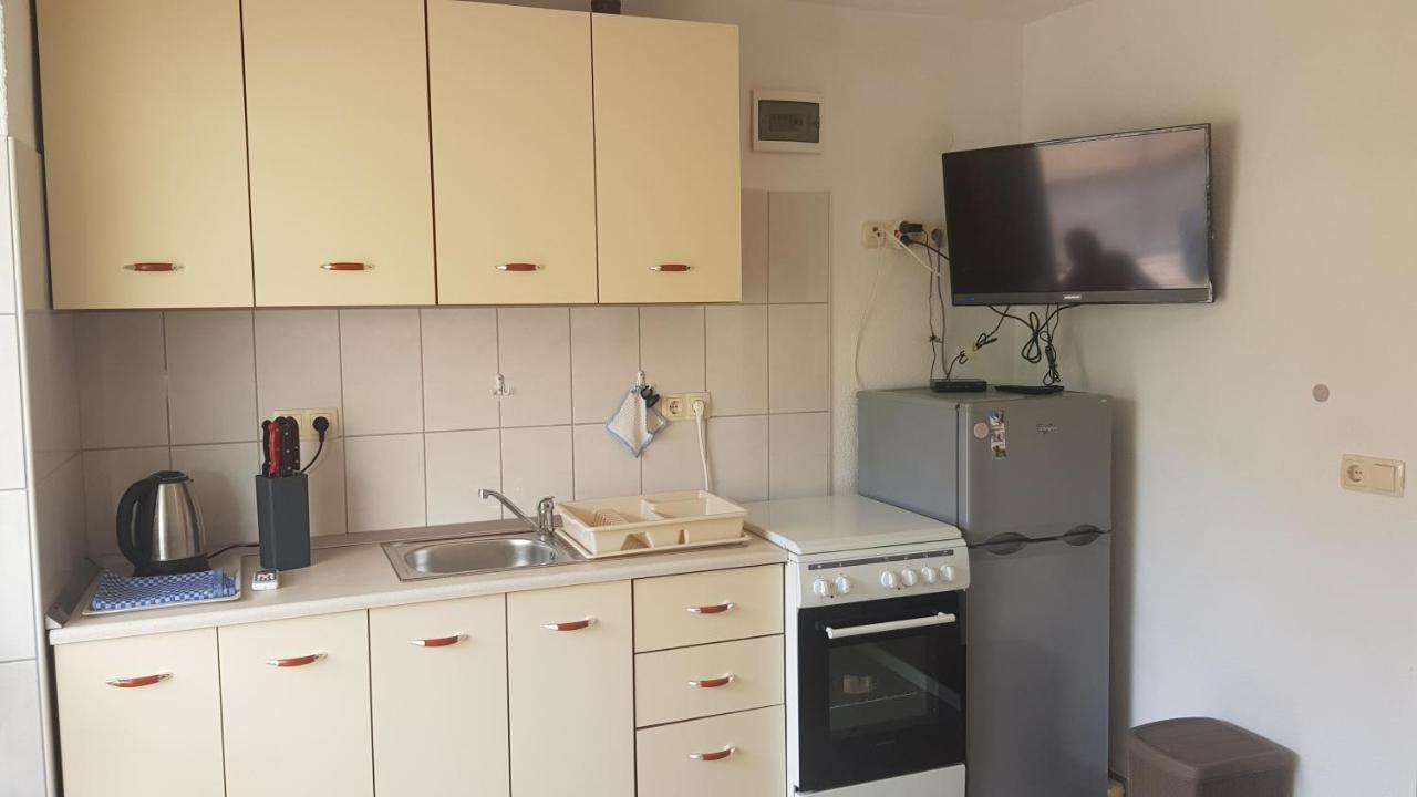 Apartment Simpatico Vir Bagian luar foto